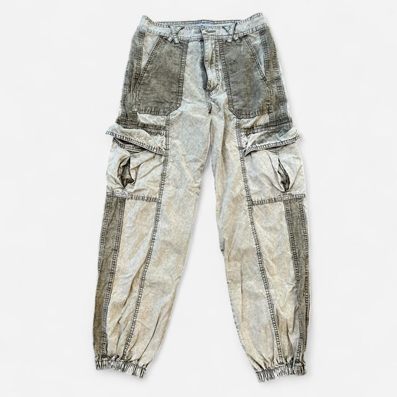Urban Outfitters Pants - Urban Outfitters Two-Tone Cargo Pants